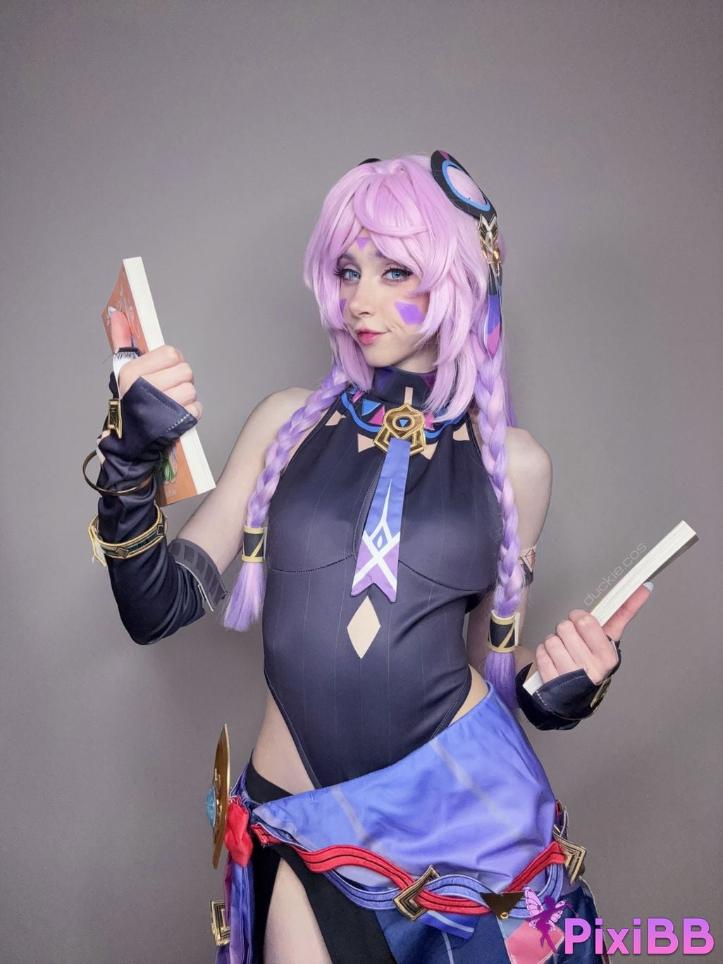 Duckie Cos Citlali PixiBB.COM 10