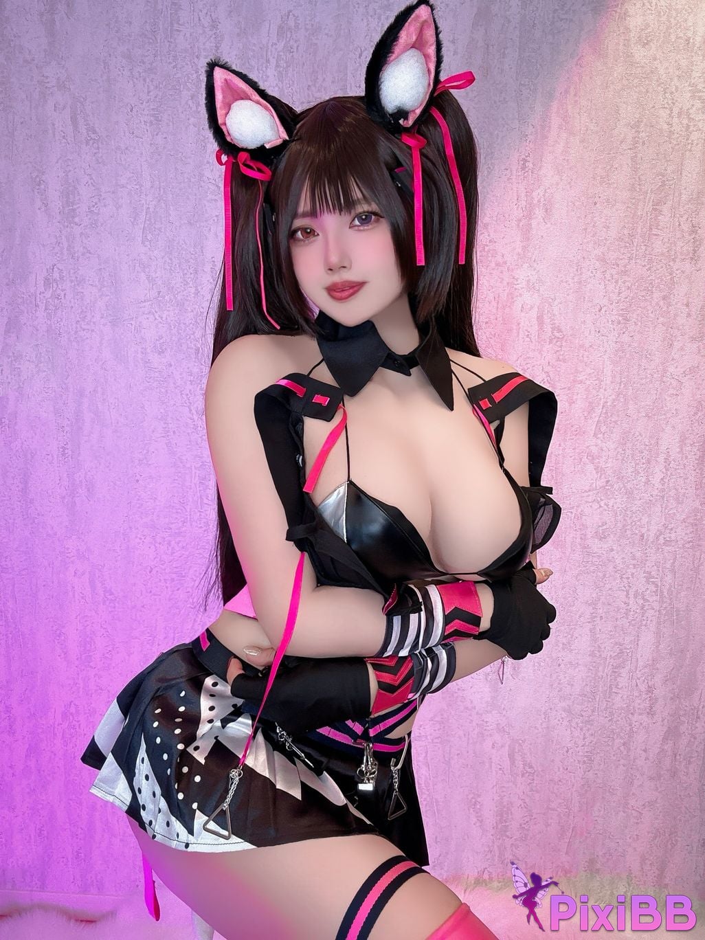 Uri11 27 Nero (NIKKE) PixiBB.COM 9