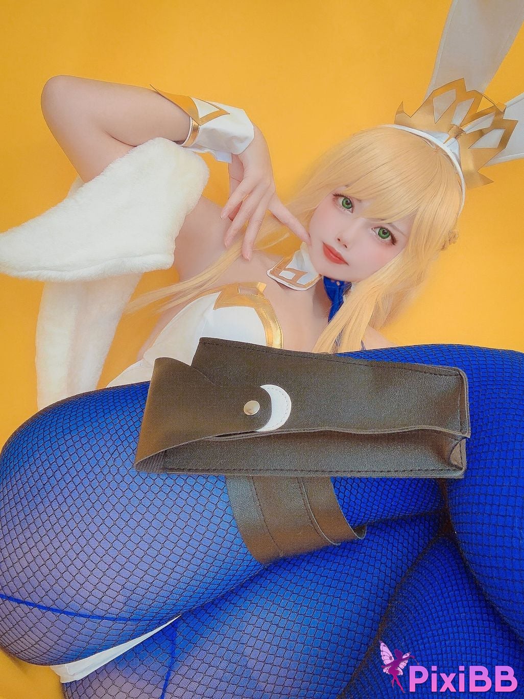 Uri11 27 Artoria Pendragon Ruler PixiBB.COM 10