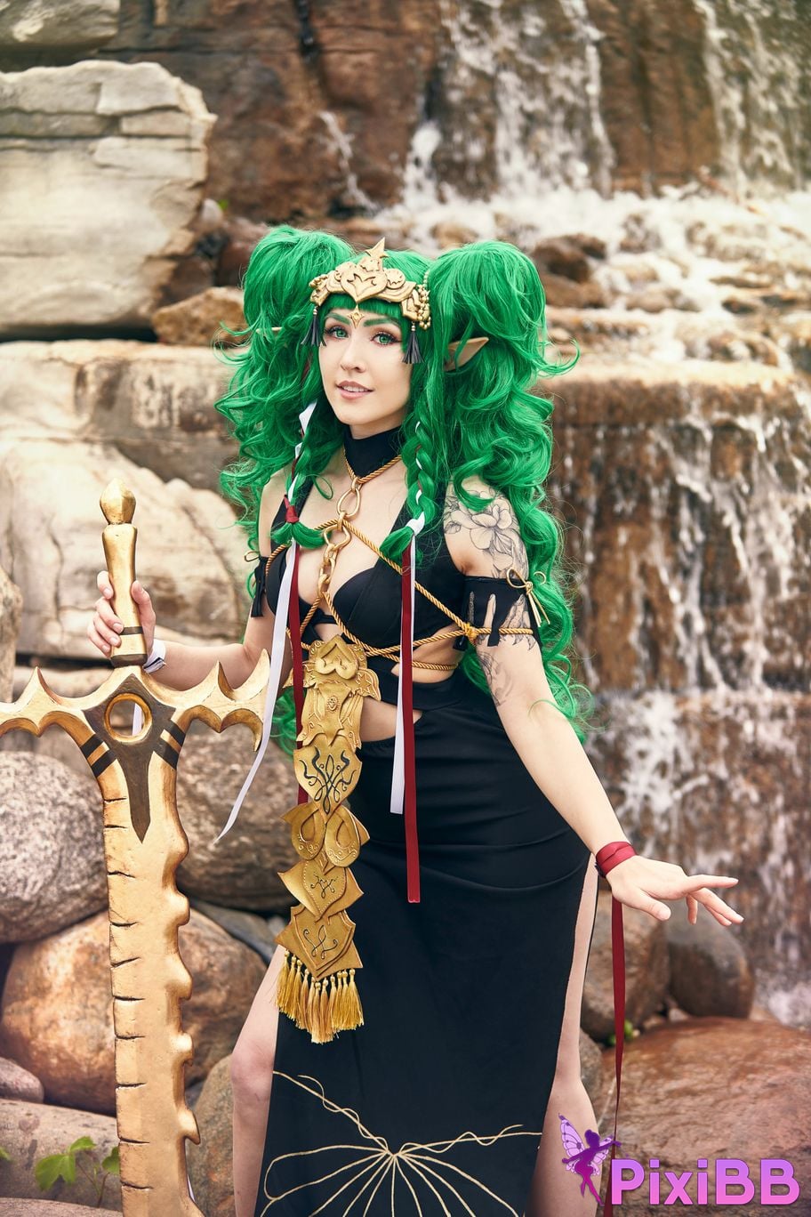 Luxlo Cosplay Sothis PixiBB.COM 1