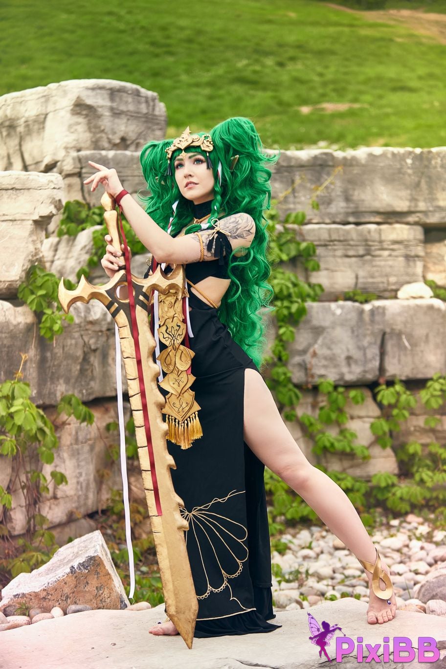 Luxlo Cosplay Sothis PixiBB.COM 10