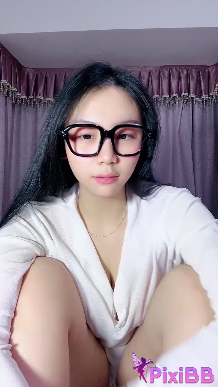 Love to eat little pudding G School girl with tits Top fat Big breasts and big ass 01 PixiBB.COM 003