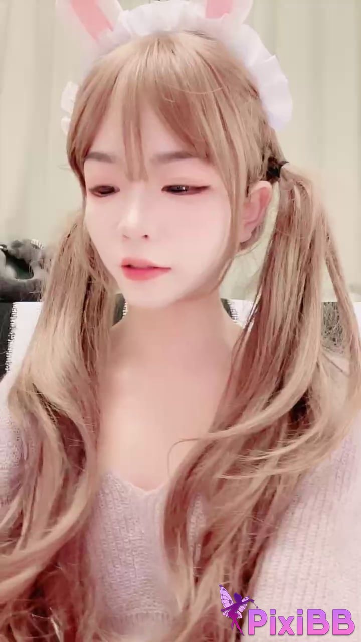 Gu Zhizhi Su Qing A collection of videos the squirting goddess with a perfect combination Tianyu 02 PixiBB.COM 005