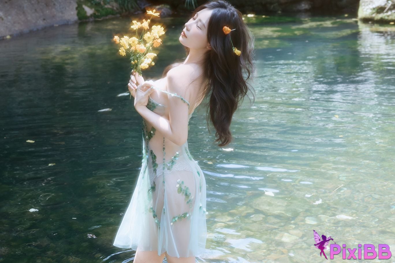XR Uncensored Yin Tian R18 Xiuren.com Model Ridge by the Water PixiBB.COM 006