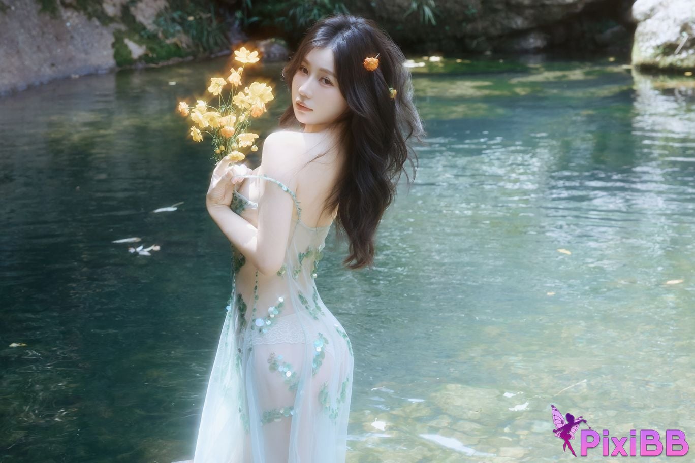 XR Uncensored Yin Tian R18 Xiuren.com Model Ridge by the Water PixiBB.COM 007