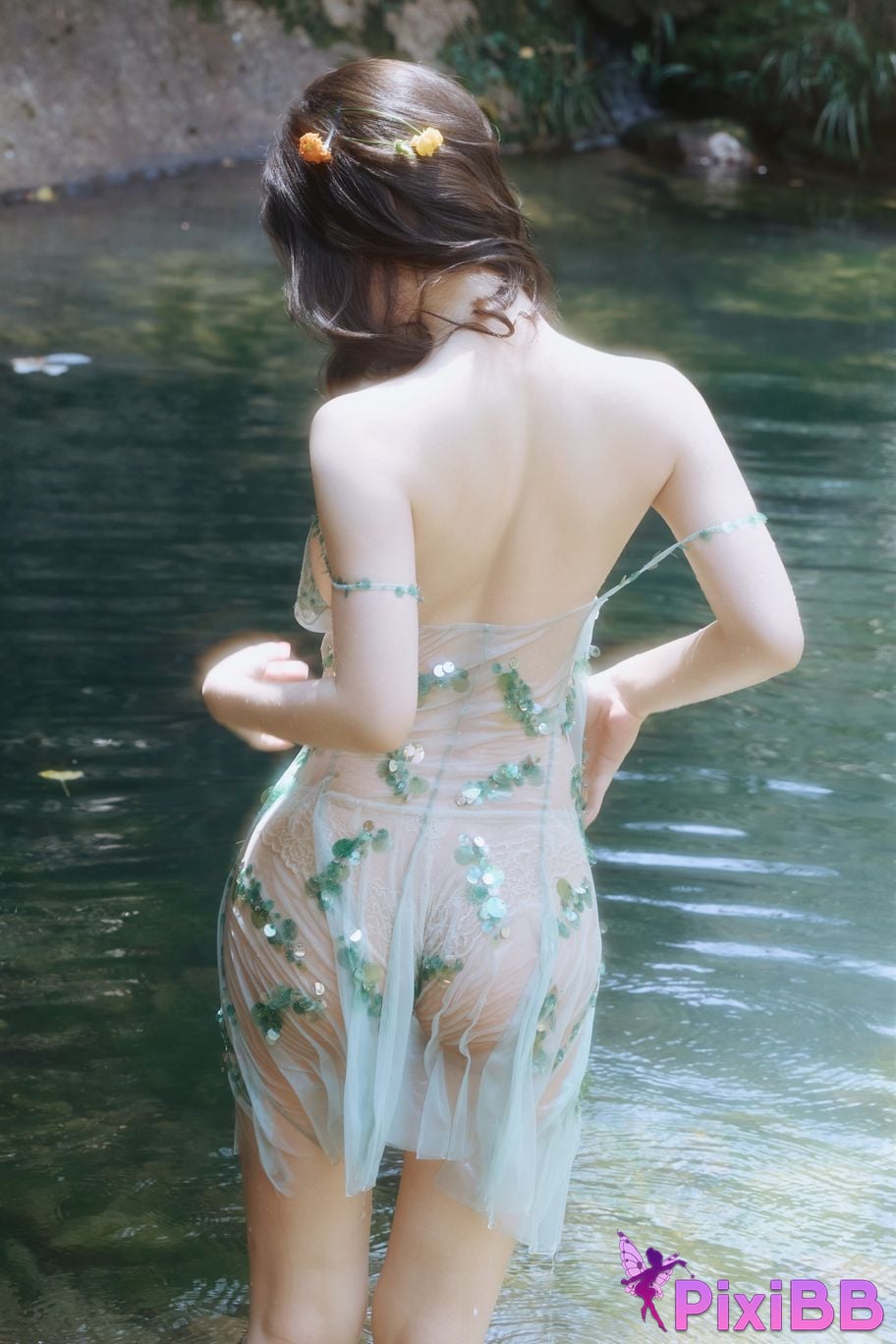 XR Uncensored Yin Tian R18 Xiuren.com Model Ridge by the Water PixiBB.COM 025