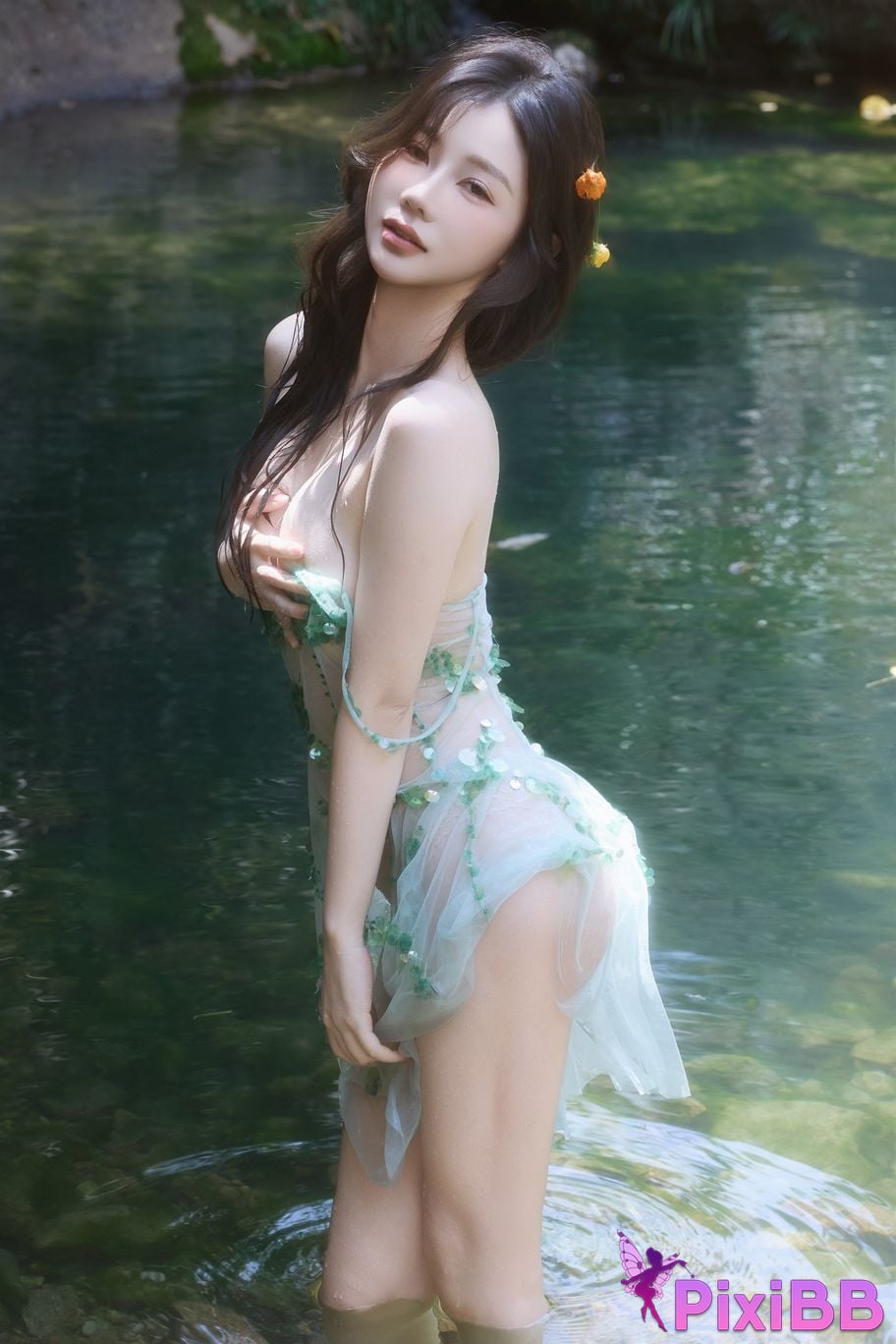 XR Uncensored Yin Tian R18 Xiuren.com Model Ridge by the Water PixiBB.COM 032