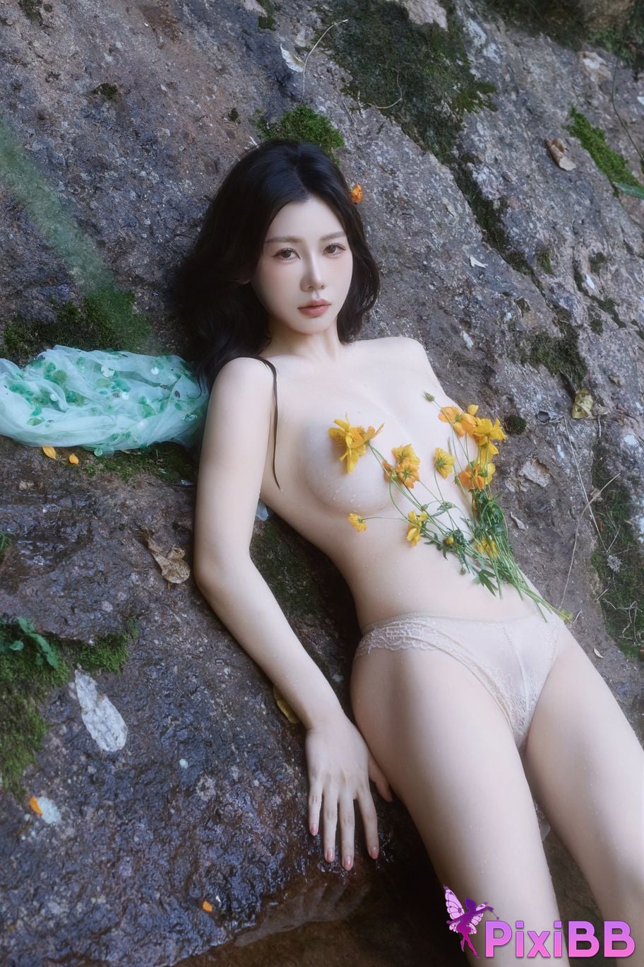 XR Uncensored Yin Tian R18 Xiuren.com Model Ridge by the Water PixiBB.COM 048