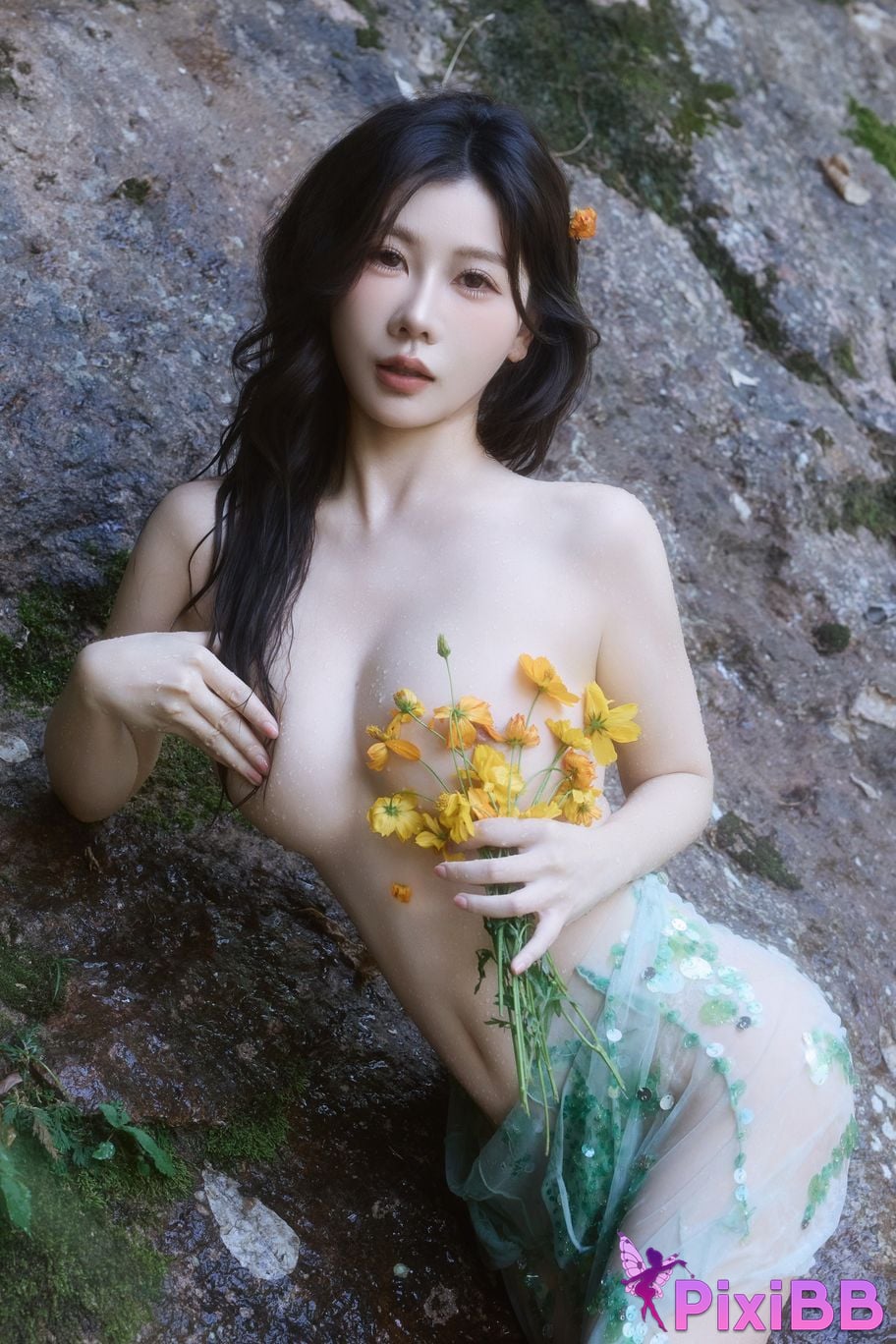 XR Uncensored Yin Tian R18 Xiuren.com Model Ridge by the Water PixiBB.COM 069