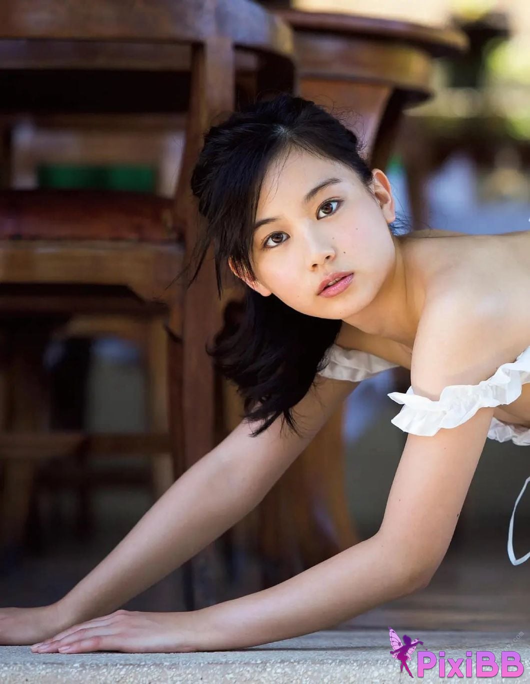 Yui Ito With YUI PixiBB.COM 022