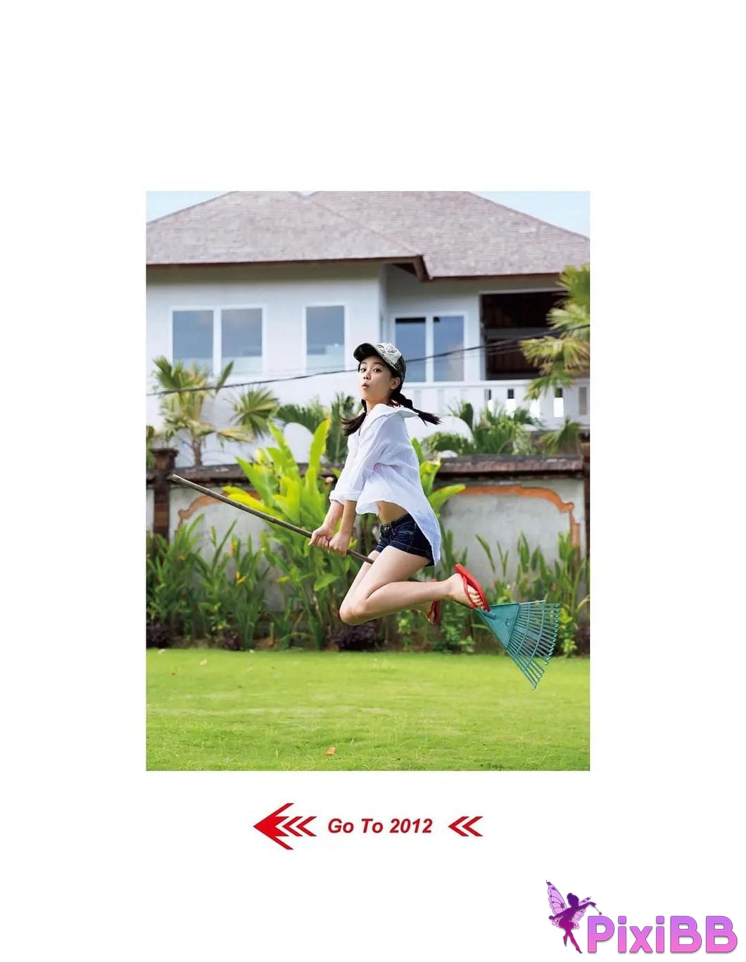 Yui Ito With YUI PixiBB.COM 032