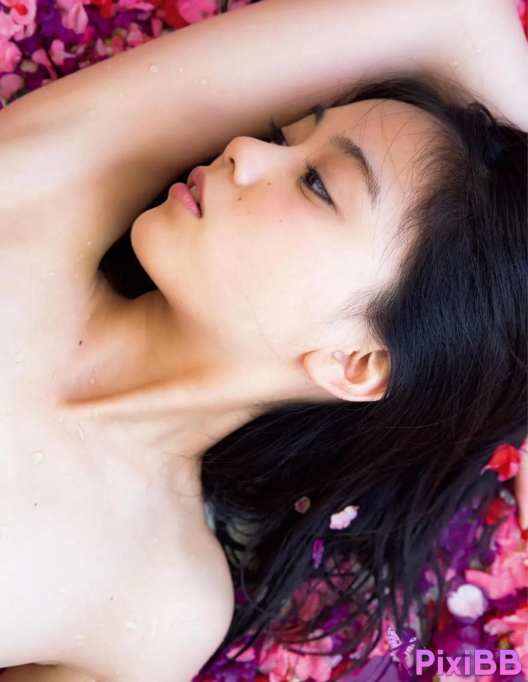 Yui Ito With YUI PixiBB.COM 065