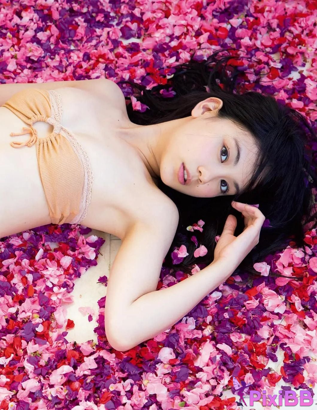 Yui Ito With YUI PixiBB.COM 066