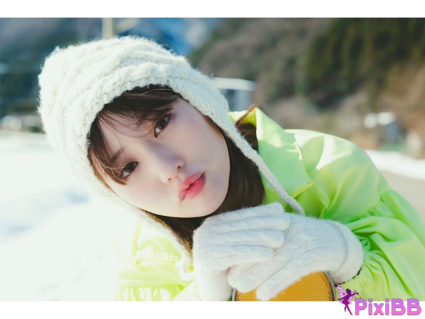 Japanese Idol Miku Tanaka Young Gangan Digital Limited Photo Book silver world PixiBB.COM 003