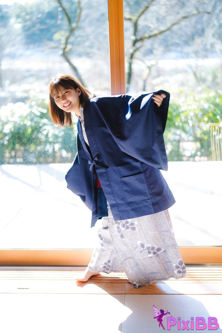 Japanese Idol Miku Tanaka Young Gangan Digital Limited Photo Book silver world PixiBB.COM 020