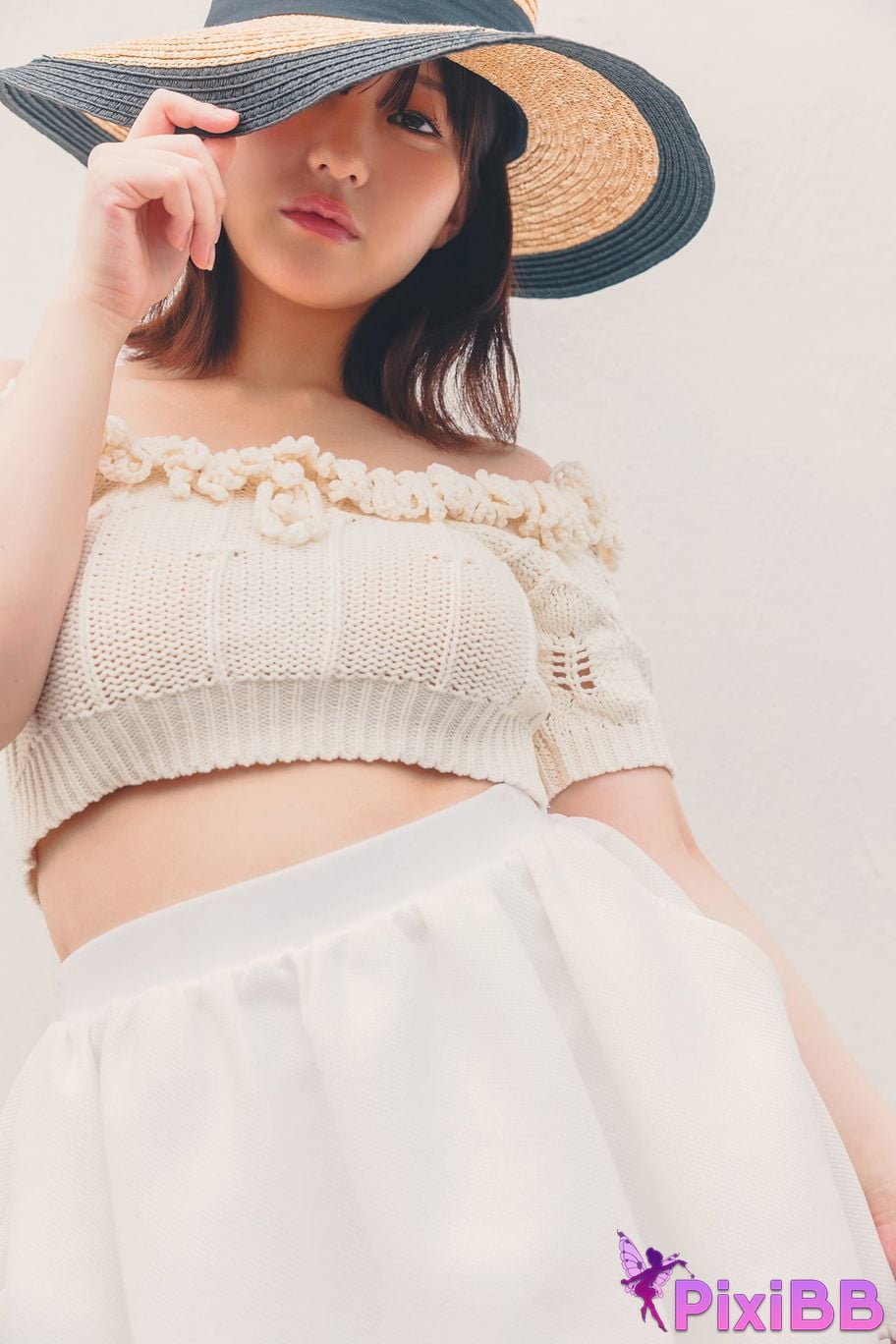 Japanese Idol Miku Tanaka Young Champion Digital Photo Book Endless Shine Never ending brilliance PixiBB.COM 048