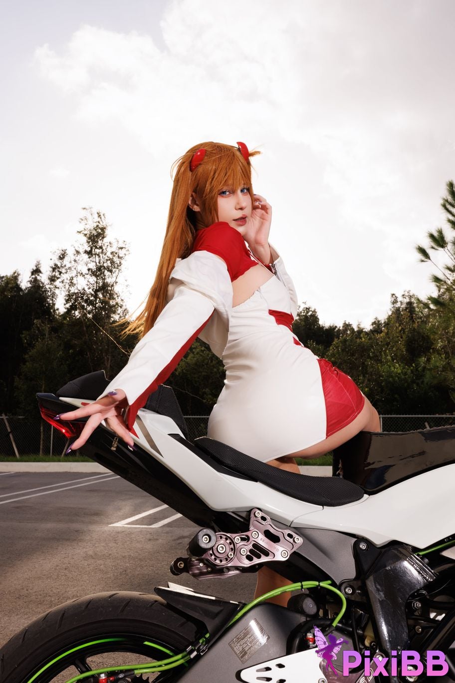 Jean WanWan Asuka Race Queen PixiBB.COM 28