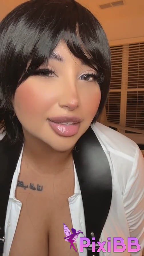 Tania Ramos Mikasa Ackerman PixiBB.COM 10