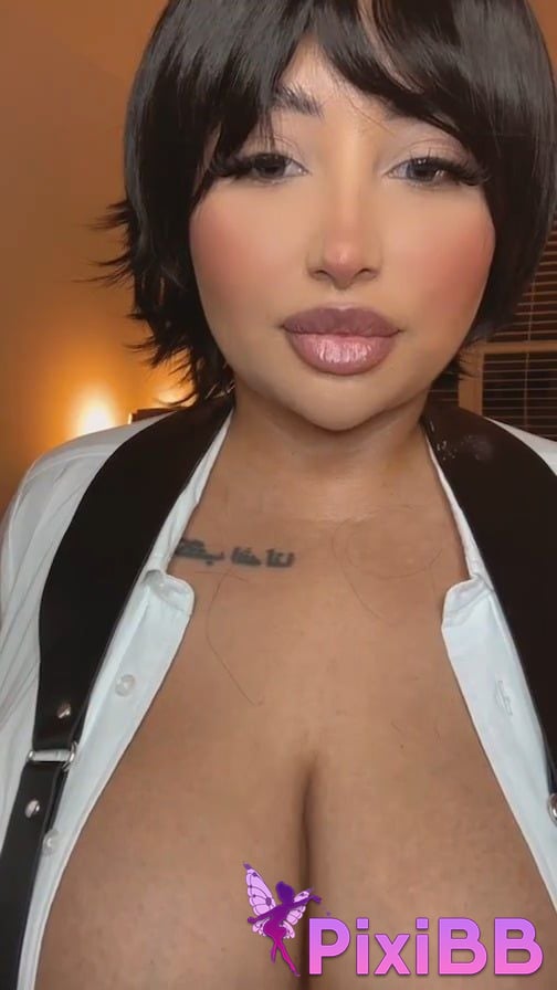 Tania Ramos Mikasa Ackerman PixiBB.COM 14