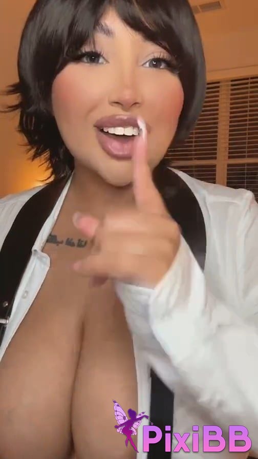 Tania Ramos Mikasa Ackerman PixiBB.COM 16