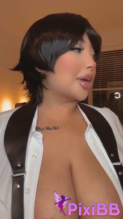 Tania Ramos Mikasa Ackerman PixiBB.COM 24