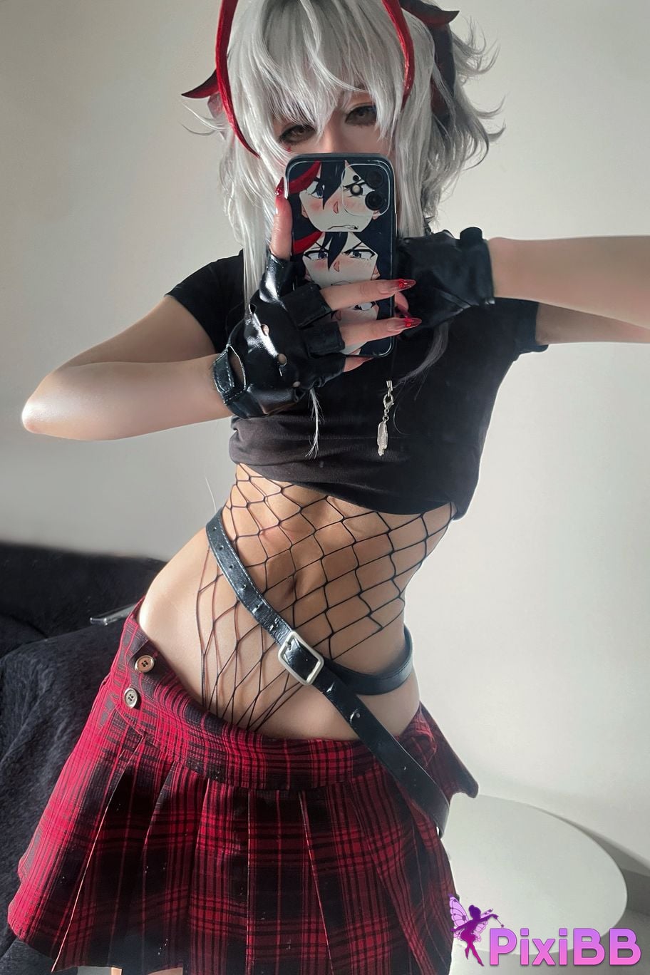 Cosplayer Jiao Rou Ji Walk u re Wi s adel PixiBB.COM 039