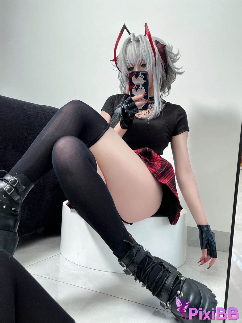 Cosplayer Jiao Rou Ji Walk u re Wi s adel PixiBB.COM 041