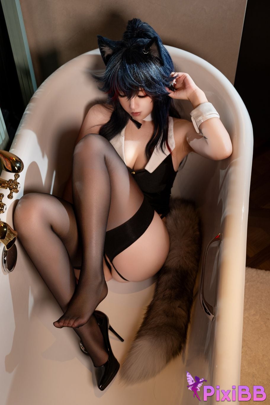 Cosplayer Jiao Rou Ji Walk u re Texas PixiBB.COM 038