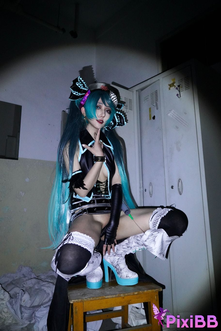 Coser Jiao rou ji Walkure Karune SHI E PixiBB.COM 030