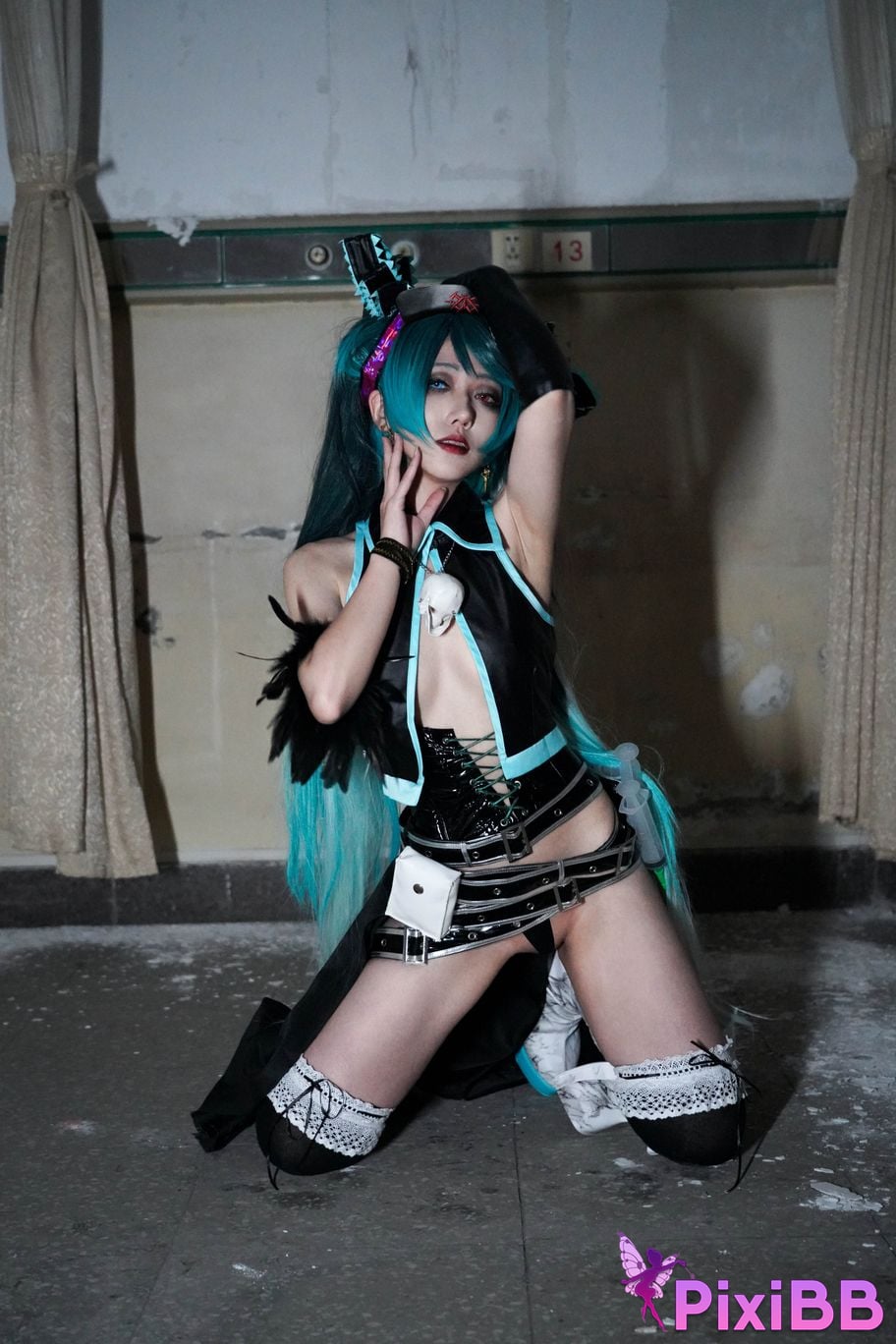 Coser Jiao rou ji Walkure Karune SHI E PixiBB.COM 045