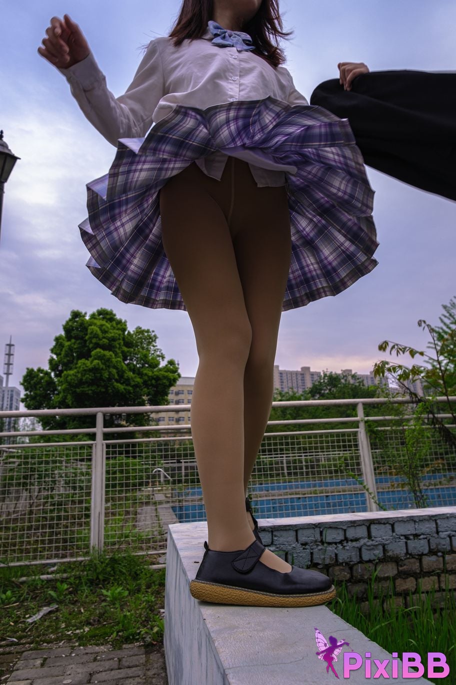 001 300D PixiBB.COM 005