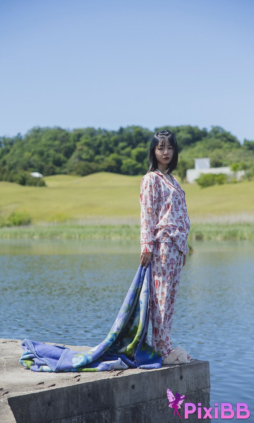 Japanese Idol Ikechan Ike chan Digital only photo collection WANDERER weekly play PHOTO BOOK PixiBB.COM 045