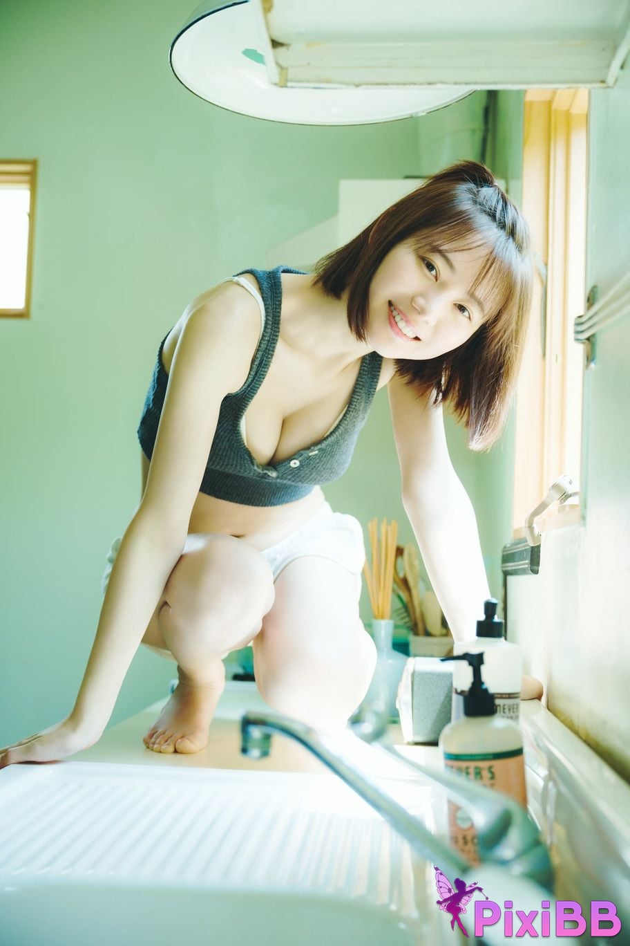 Japanese Idol Ikechan Ike chan FRIDAY digital photo book Popularity YouTuber and a relaxing holiday PixiBB.COM 024
