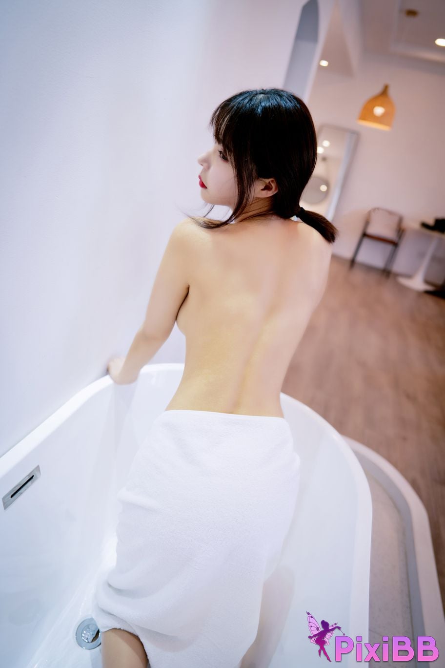 Cosplayer amazon catfish bath towel PixiBB.COM 008