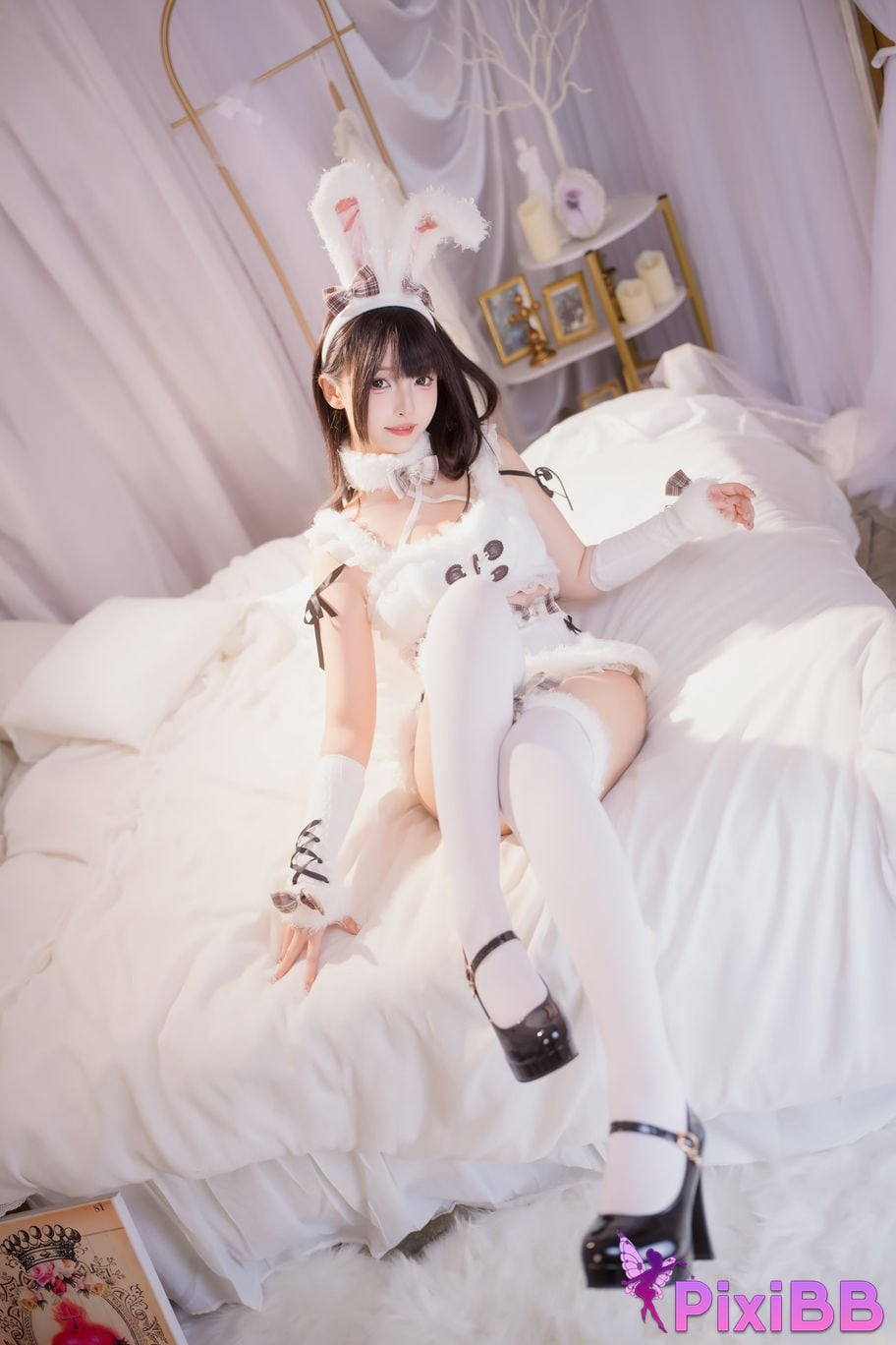Cosplayer Kagurazaka Midwinter Plush white rabbit PixiBB.COM 019