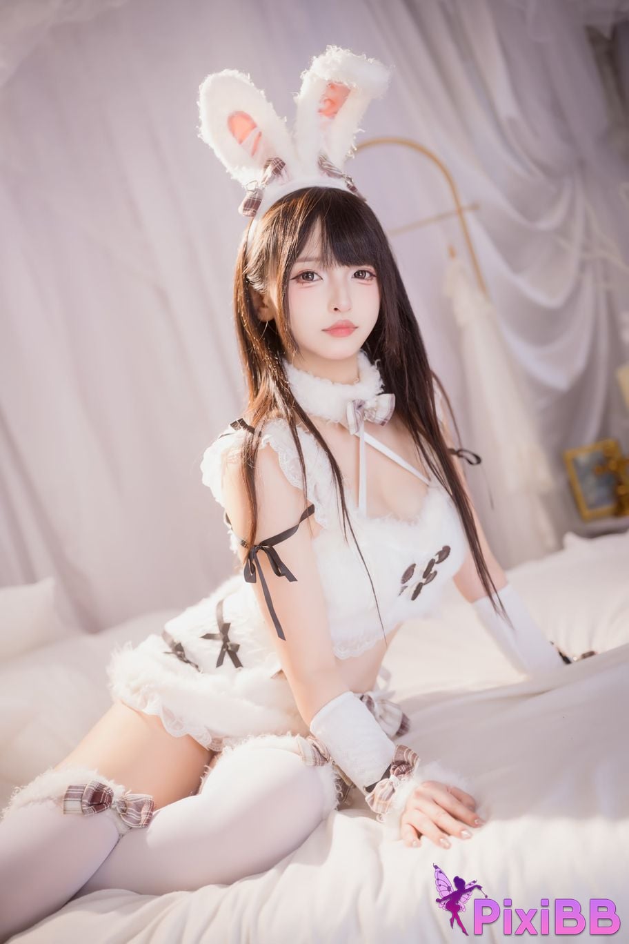 Cosplayer Kagurazaka Midwinter Plush white rabbit PixiBB.COM 043