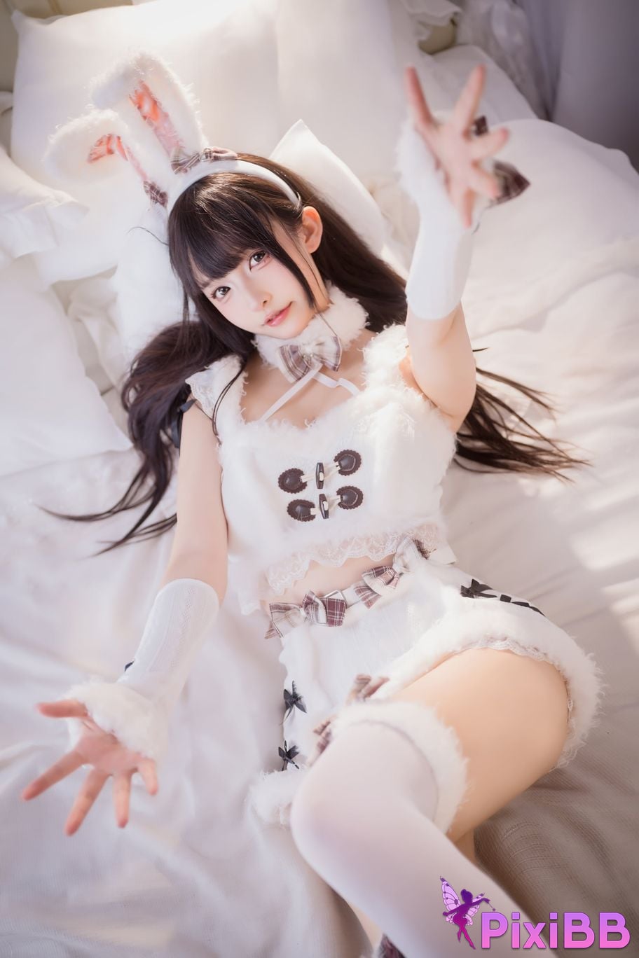 Cosplayer Kagurazaka Midwinter Plush white rabbit PixiBB.COM 065