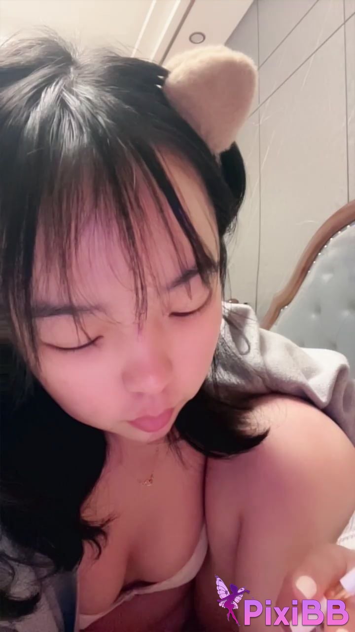 Big ass Ranran Pure desire glasses school girl Trapped by love go to sea and watch porn PixiBB.COM 048