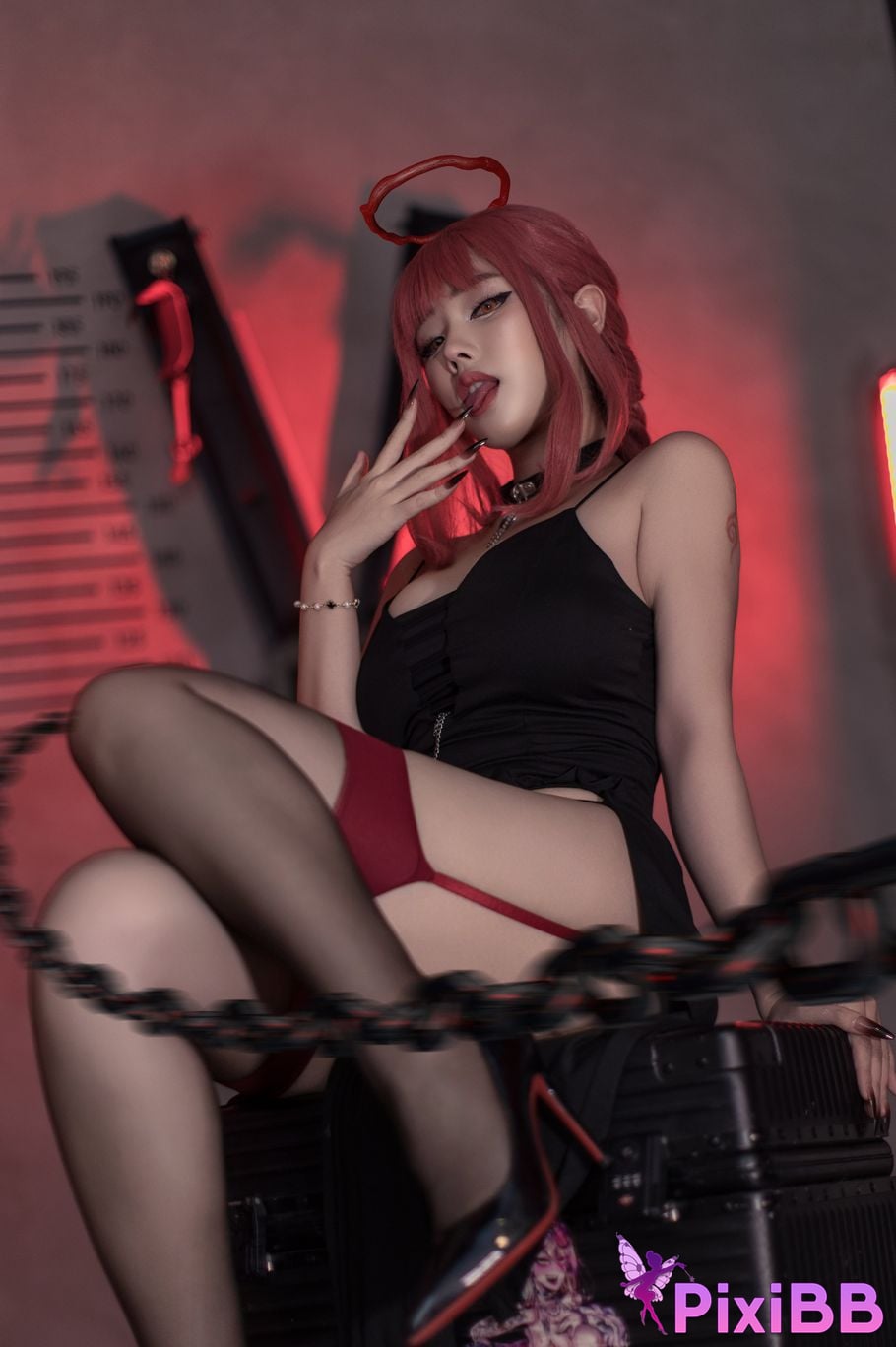 Cosplayer Titanium alloy TiTi Makima PixiBB.COM 002