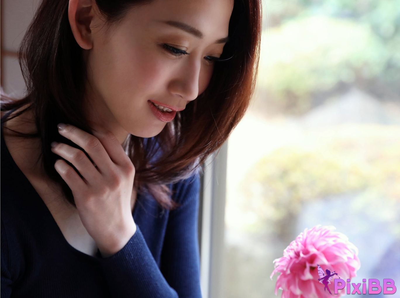 Japanese Idol Mito Kana Probably Weekly Post Digital Photo Book person who loves flowers PixiBB.COM 028