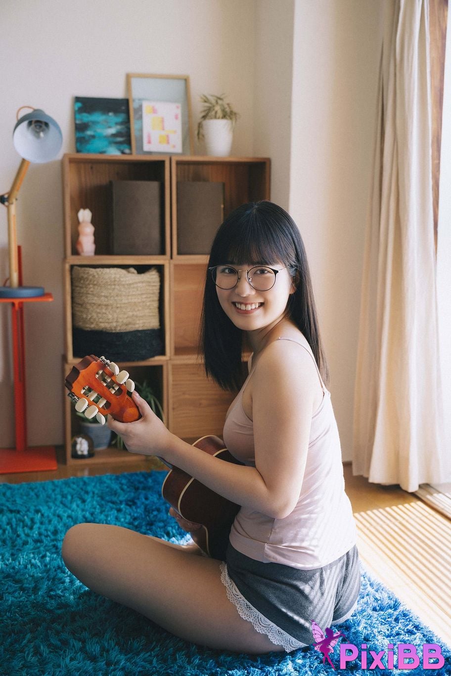 Japanese Idol Shinonome Umi What she wants to do in her room ENTAME Digital Photo Book PixiBB.COM 012