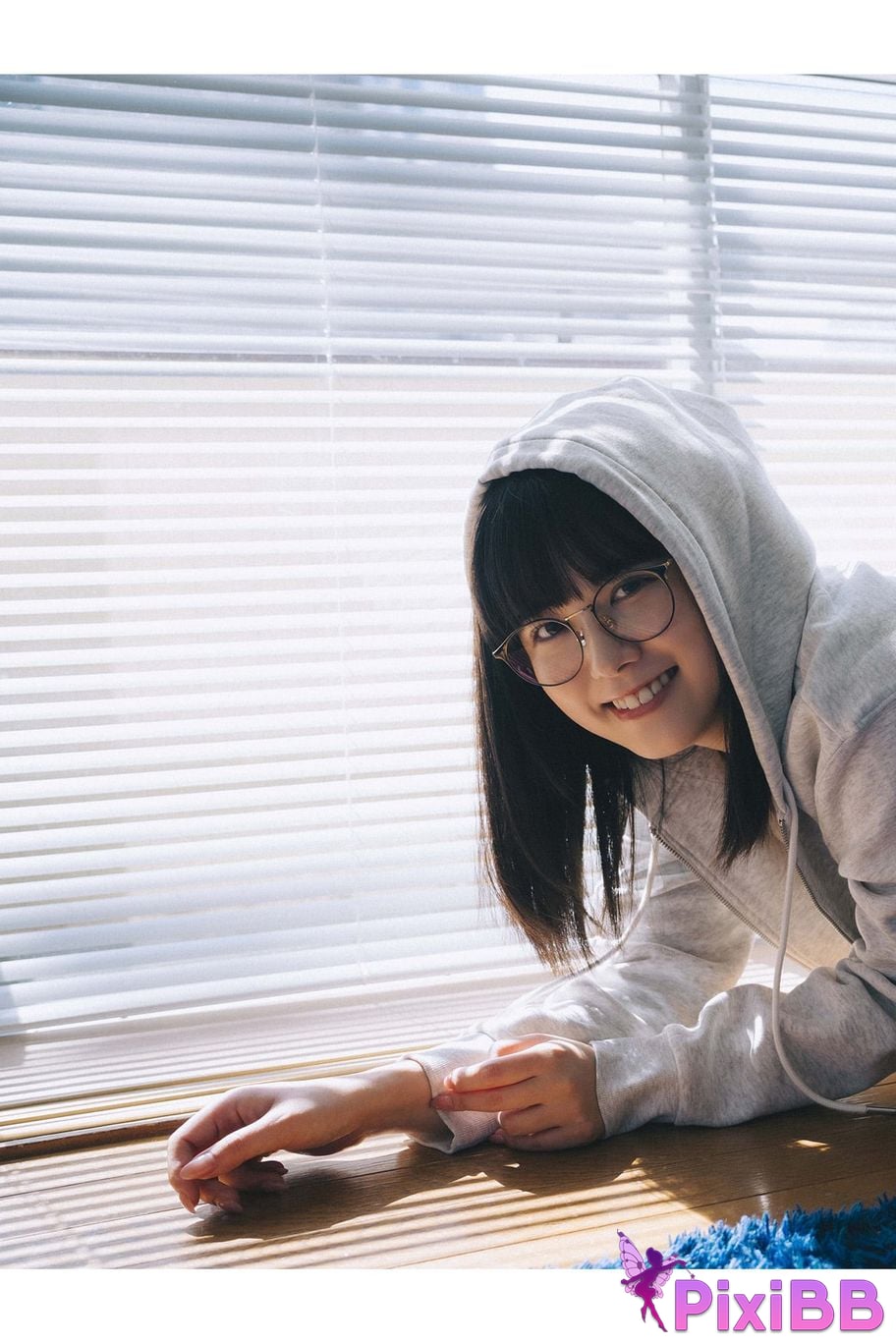 Japanese Idol Shinonome Umi What she wants to do in her room ENTAME Digital Photo Book PixiBB.COM 028