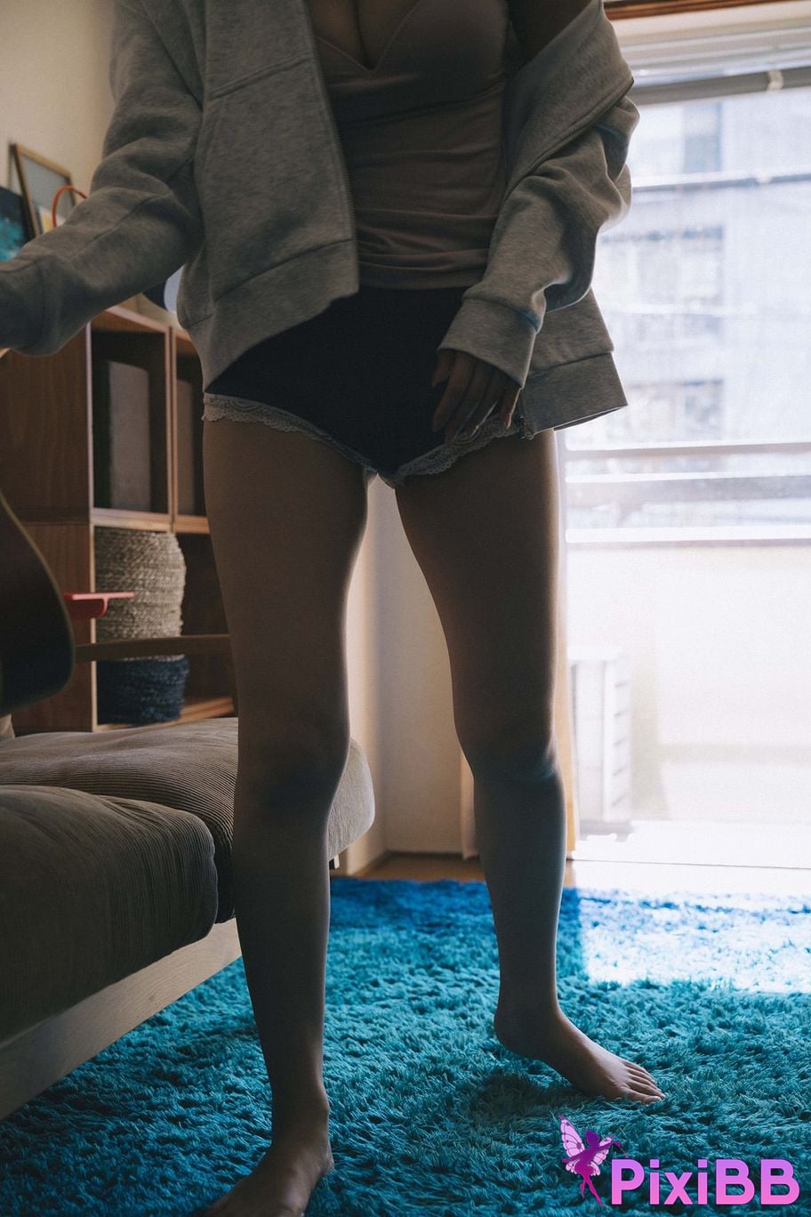 Japanese Idol Shinonome Umi What she wants to do in her room ENTAME Digital Photo Book PixiBB.COM 042