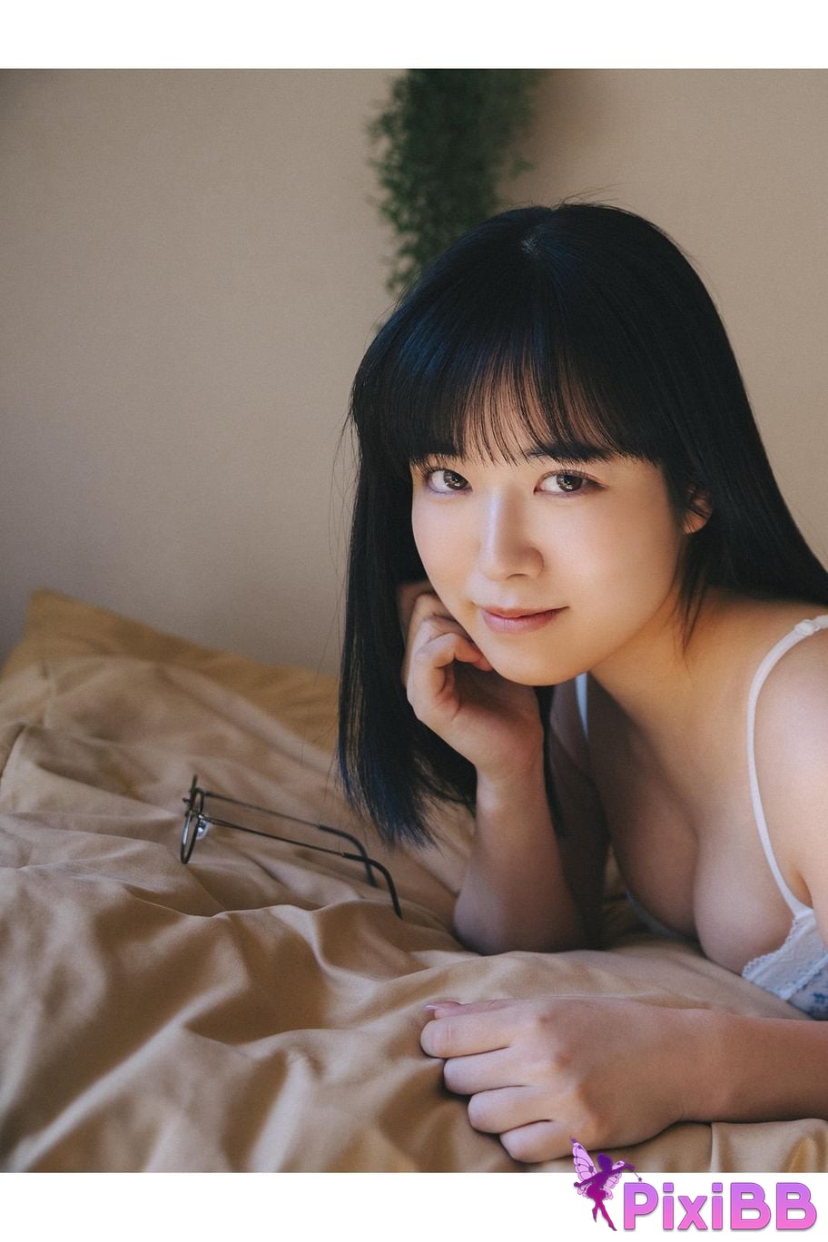 Japanese Idol Shinonome Umi What she wants to do in her room ENTAME Digital Photo Book PixiBB.COM 043