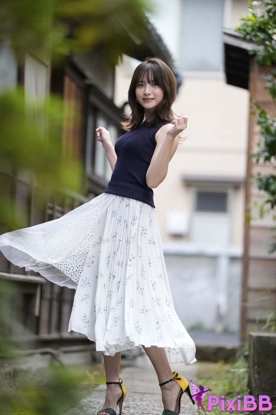 Japanese Idol Momotsuki Nashiko Shiko DMM Limited edition digital photo book A flower blooming in silence PixiBB.COM 008