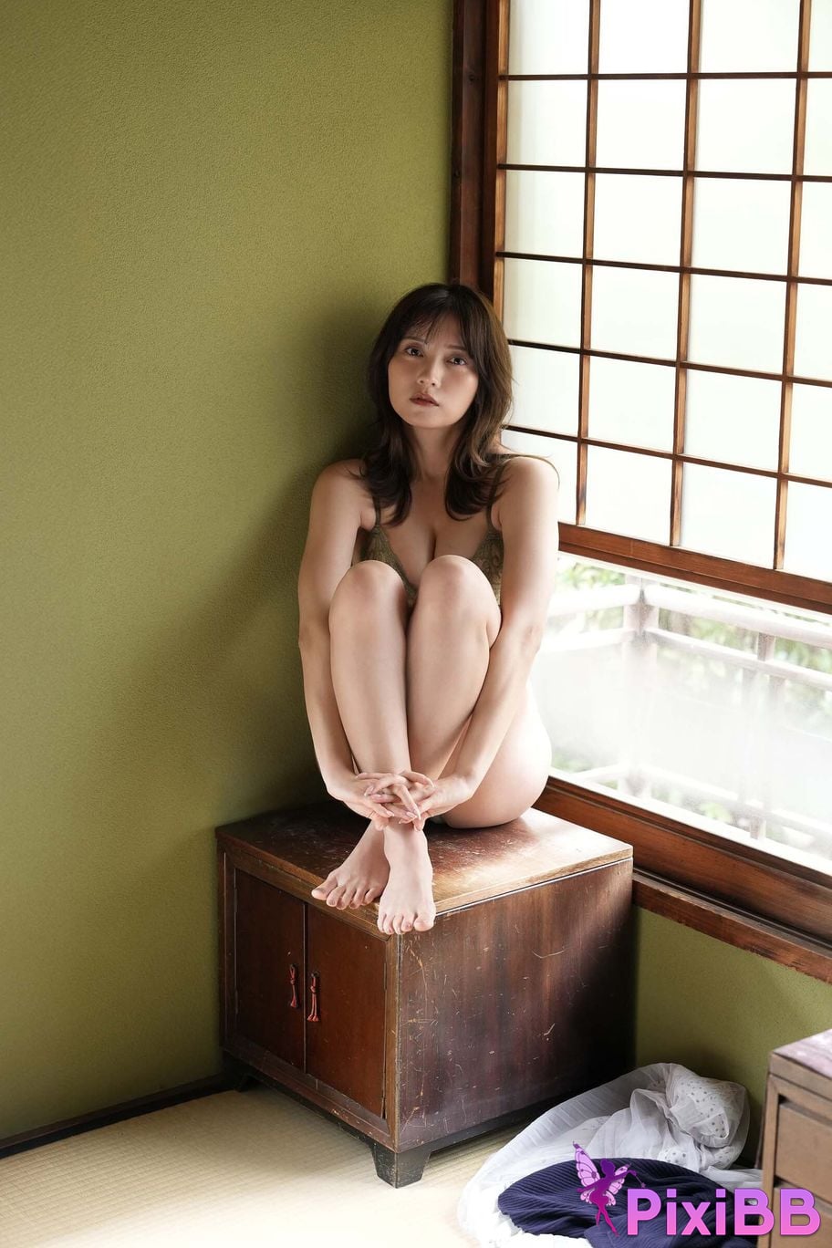 Japanese Idol Momotsuki Nashiko Shiko digital photo book I want a love like strong tea PixiBB.COM 008