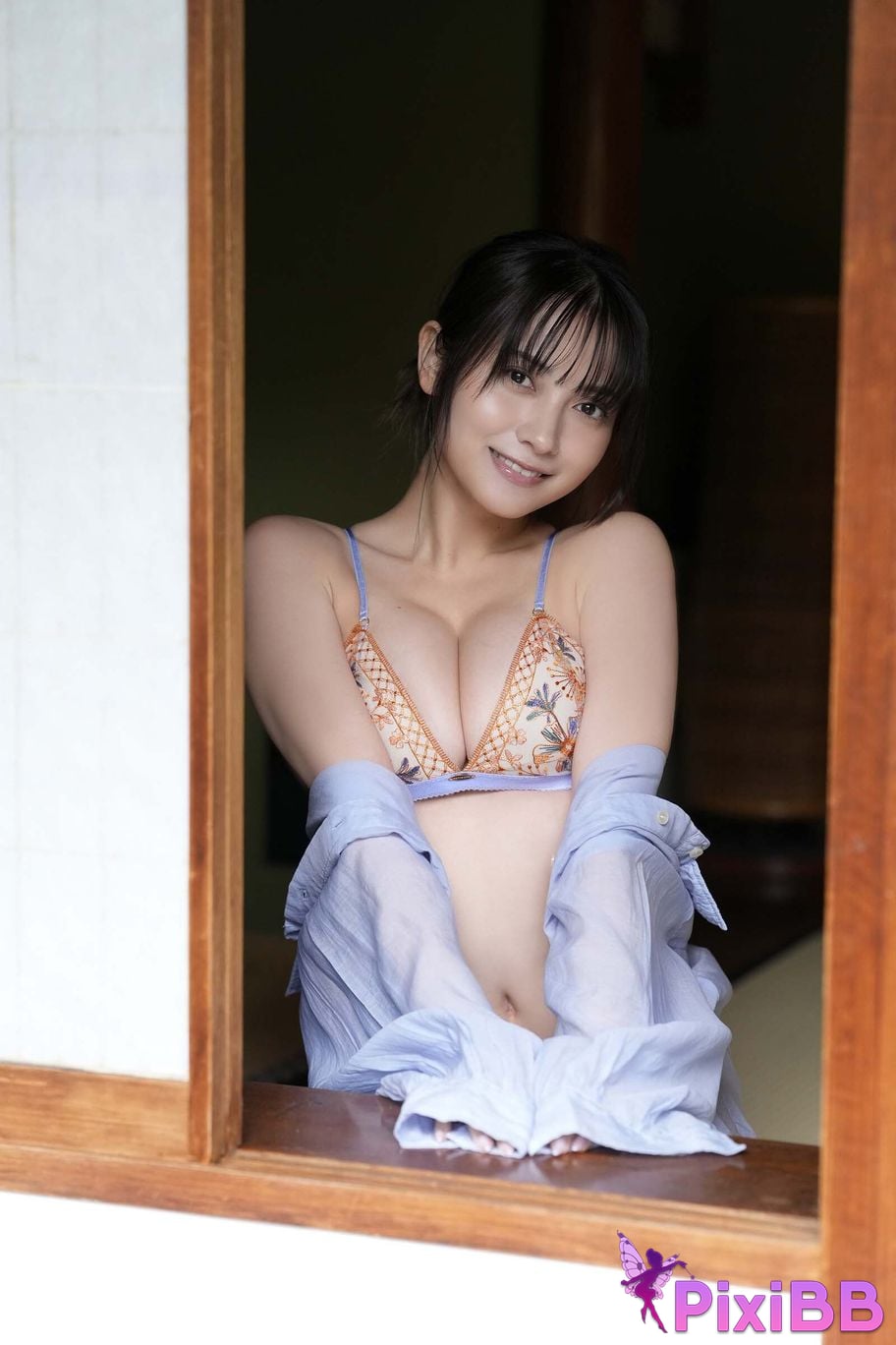 Japanese Idol Momotsuki Nashiko Shiko digital photo book I want a love like strong tea PixiBB.COM 031