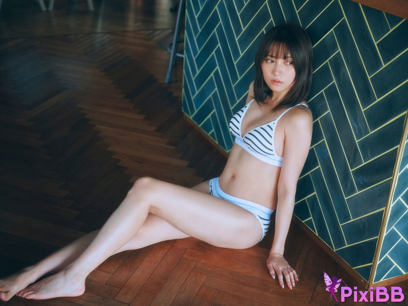 Japanese Idol Momotsuki Nashiko Shiko last summer vacation Yanmaga digital photo book PixiBB.COM 045