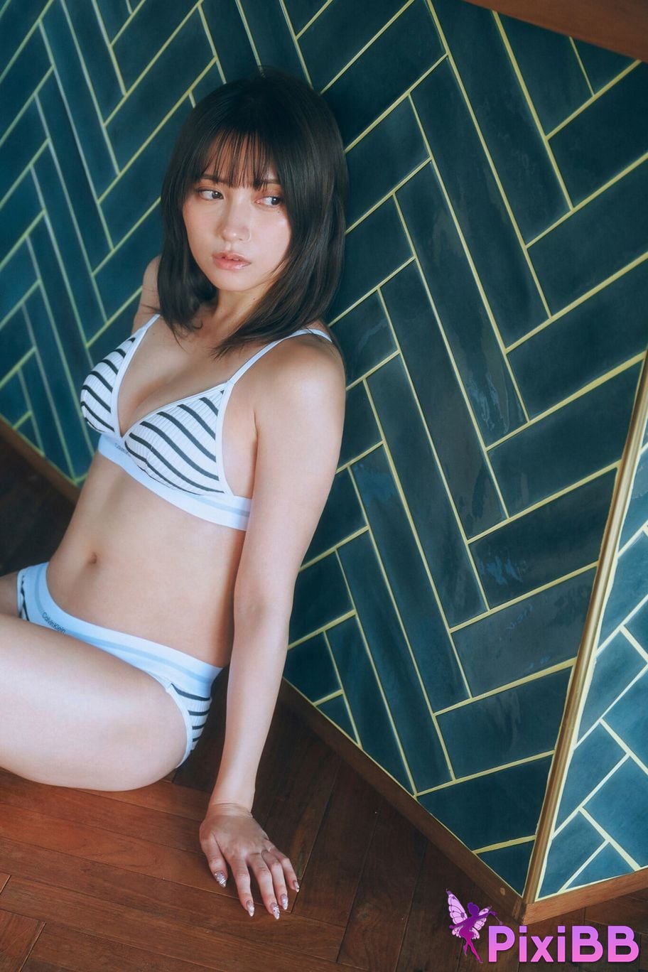 Japanese Idol Momotsuki Nashiko Shiko last summer vacation Yanmaga digital photo book PixiBB.COM 046