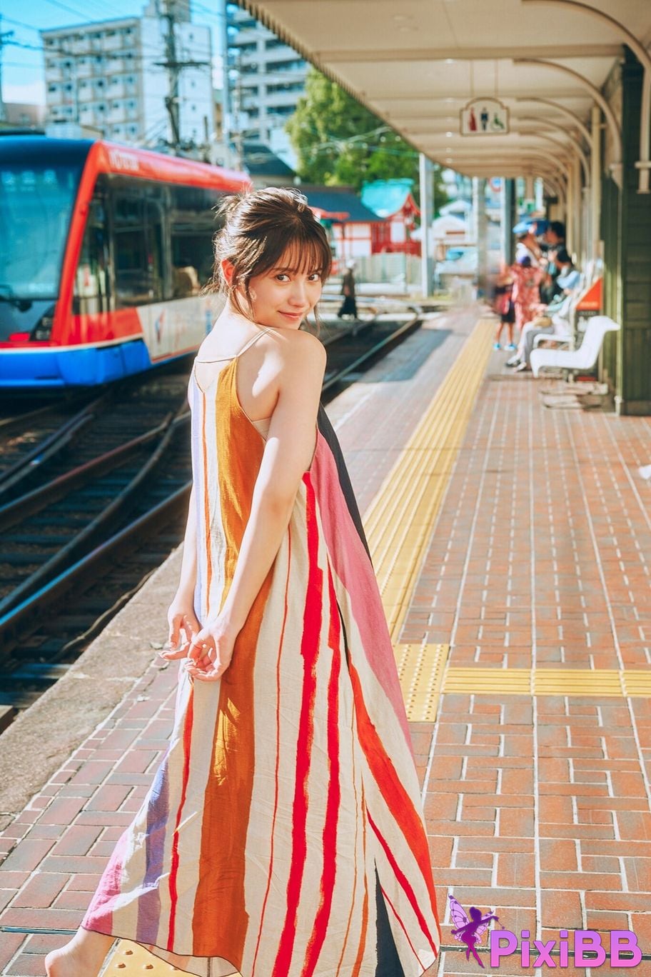 Japanese Idol Momotsuki Nashiko Shiko last summer vacation Yanmaga digital photo book PixiBB.COM 069